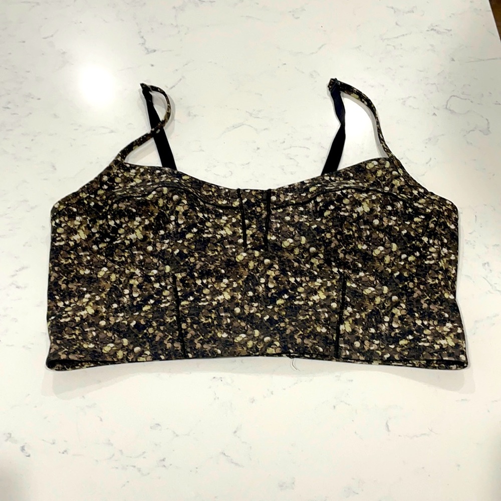 Lululemon Crop Top Size 6